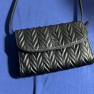black cross body purse for women never used very unique